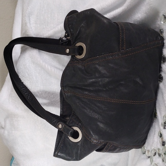 Fossil Leather Shoulder Bag - Picture 2 of 8